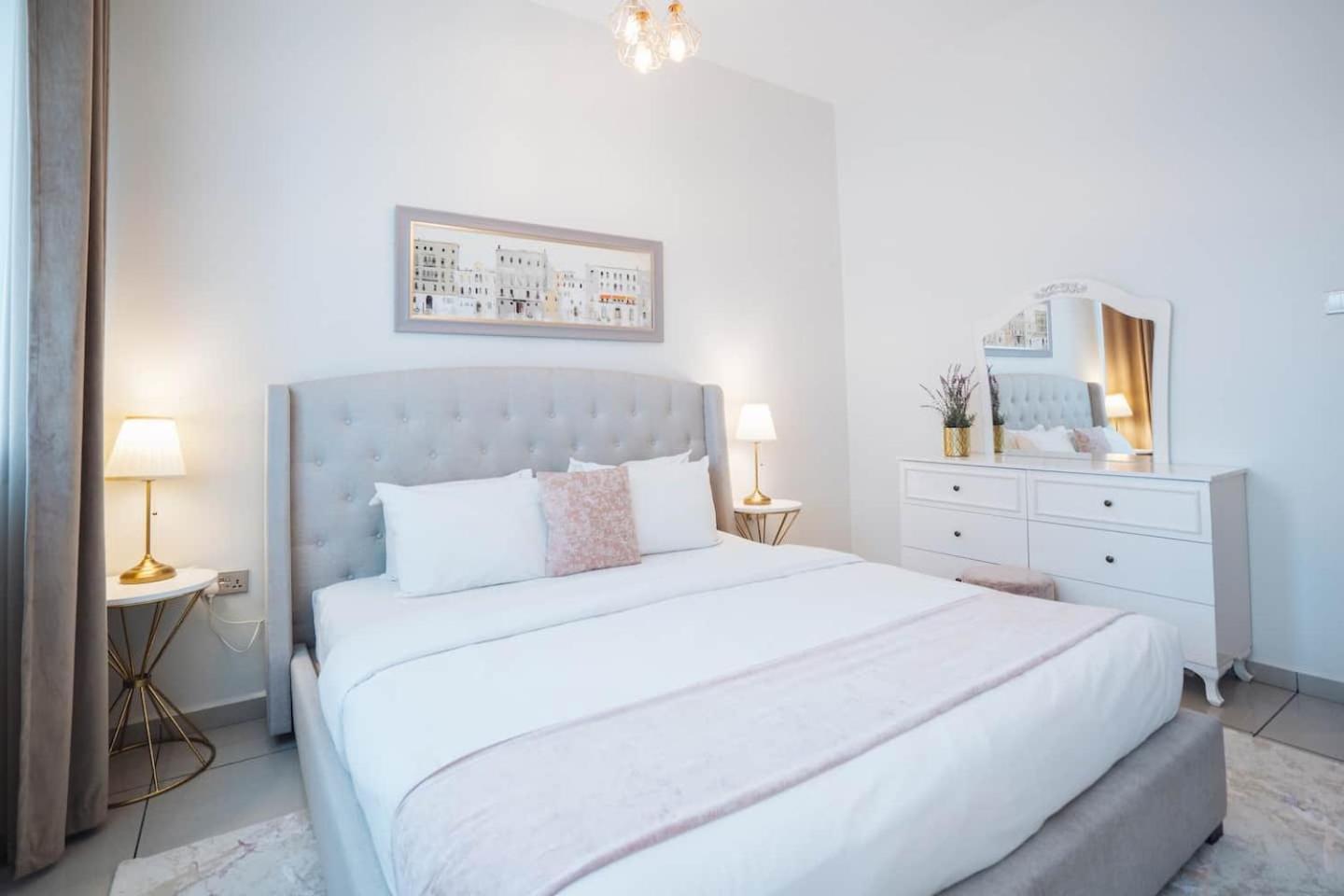 Charming Warm Suite With Amazing Views Of The City Dubai Exterior photo
