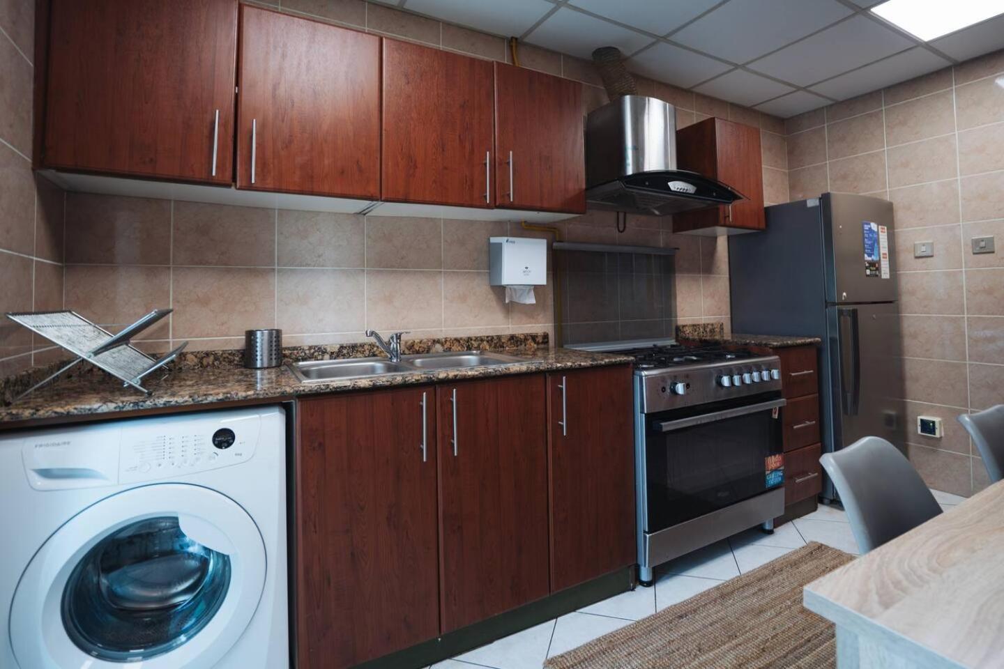 Charming Warm Suite With Amazing Views Of The City Dubai Exterior photo